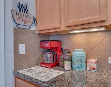 1105 Lone Pine Drive - Photo Thumbnail 20
