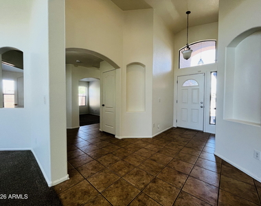 8202 S 47th Avenue - Photo Thumbnail 21