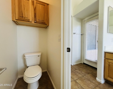 8202 S 47th Avenue - Photo Thumbnail 28