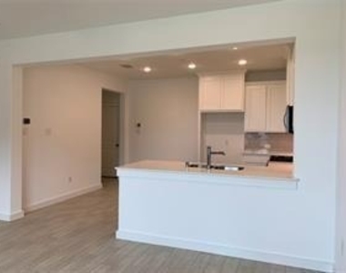5944 Ridgeline Drive - Photo Thumbnail 7