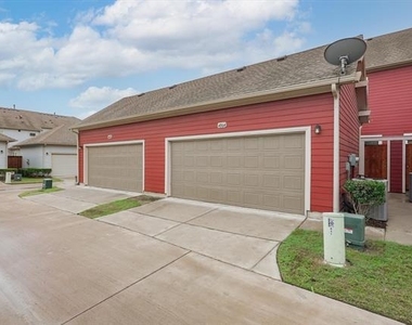 4064 Washburne Drive - Photo Thumbnail 27