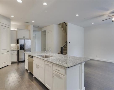 4064 Washburne Drive - Photo Thumbnail 9
