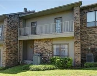 3500 E Park Boulevard - Photo Thumbnail 2