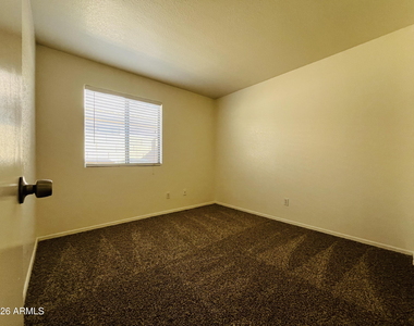 7332 N 70th Drive - Photo Thumbnail 18
