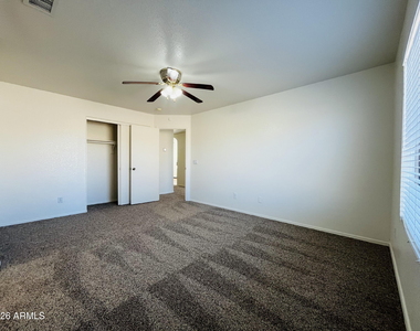 7332 N 70th Drive - Photo Thumbnail 15