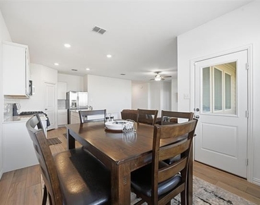216 Post Oak Street - Photo Thumbnail 25
