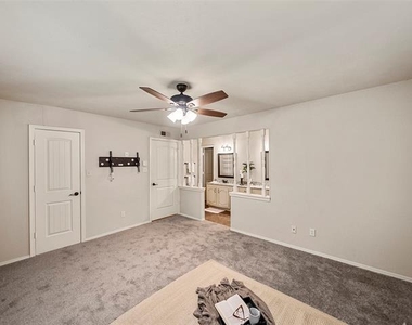 1320 Clearview Drive - Photo Thumbnail 14