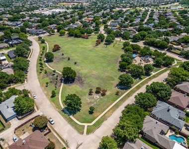 1320 Clearview Drive - Photo Thumbnail 29