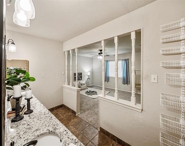 1320 Clearview Drive - Photo Thumbnail 16