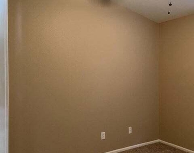 20729 N 37th Way - Photo Thumbnail 20