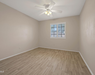 16250 N 64th Place - Photo Thumbnail 14