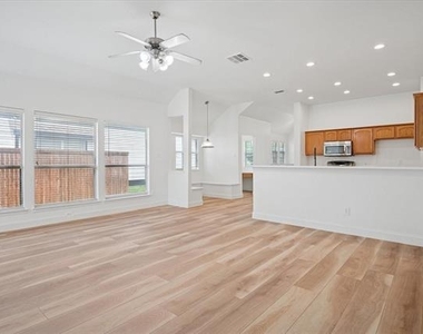 9929 Wild Ginger Drive - Photo Thumbnail 7