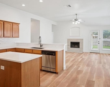 9929 Wild Ginger Drive - Photo Thumbnail 10