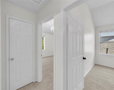 13221 Elmhurst Drive - Photo Thumbnail 33