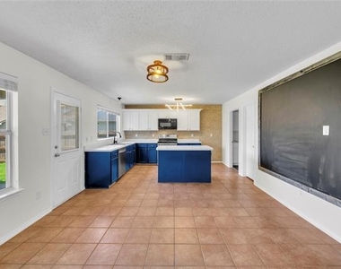 13221 Elmhurst Drive - Photo Thumbnail 13