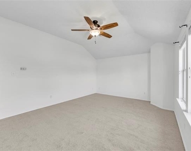 13221 Elmhurst Drive - Photo Thumbnail 26