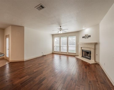 8924 Manana Street - Photo Thumbnail 14