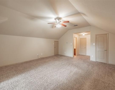 8924 Manana Street - Photo Thumbnail 31