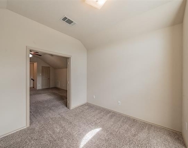 8924 Manana Street - Photo Thumbnail 29