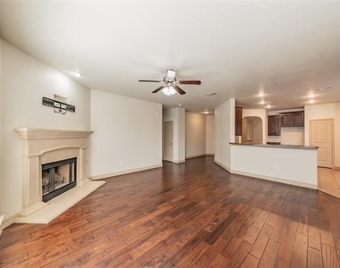 8924 Manana Street - Photo Thumbnail 13