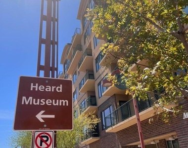 17 W Vernon Avenue - Photo Thumbnail 6