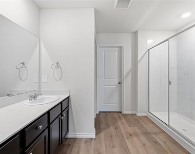 13137 Vista Mill Drive - Photo Thumbnail 14