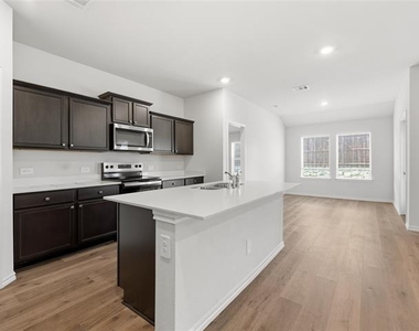 13137 Vista Mill Drive - Photo Thumbnail 2