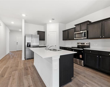 13137 Vista Mill Drive - Photo Thumbnail 5