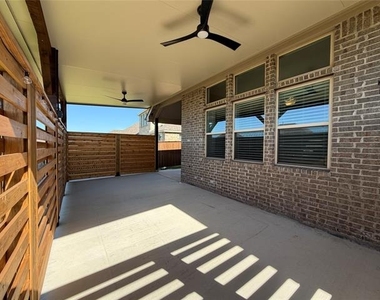 482 Prairie View Drive - Photo Thumbnail 38