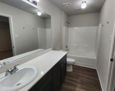 14428 Cloudview Way - Photo Thumbnail 6