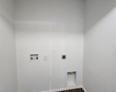 14428 Cloudview Way - Photo Thumbnail 11