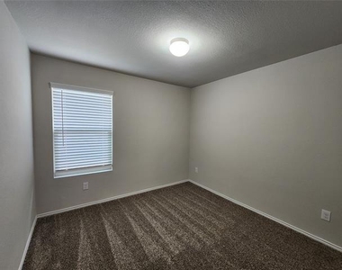 14428 Cloudview Way - Photo Thumbnail 10