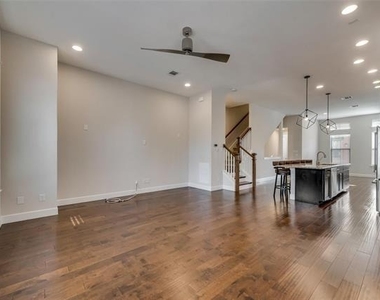 1310 Branchwood Place - Photo Thumbnail 7