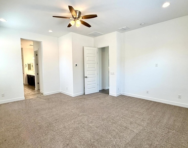 3824 E Fiesta Flower Lane - Photo Thumbnail 18