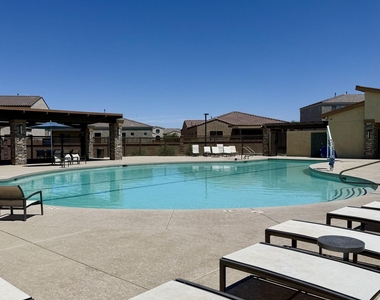 3824 E Fiesta Flower Lane - Photo Thumbnail 57