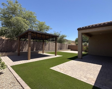 3824 E Fiesta Flower Lane - Photo Thumbnail 53