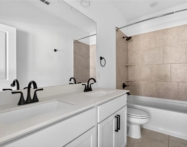 7613 Reis Lane - Photo Thumbnail 20