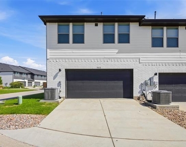 7613 Reis Lane - Photo Thumbnail 25