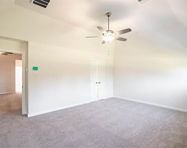 1949 Mcclane Drive - Photo Thumbnail 14