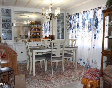 9501 E Broadway Road - Photo Thumbnail 5