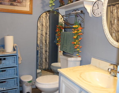 9501 E Broadway Road - Photo Thumbnail 11