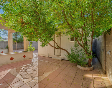 2524 S 89th Lane - Photo Thumbnail 32