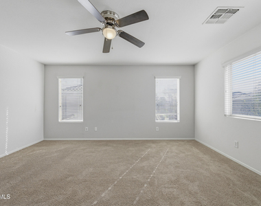 2524 S 89th Lane - Photo Thumbnail 24