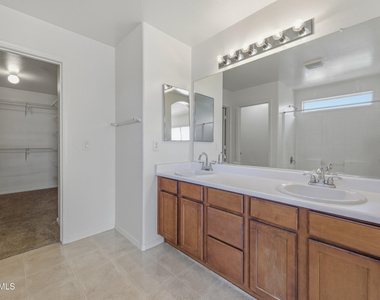 2524 S 89th Lane - Photo Thumbnail 25