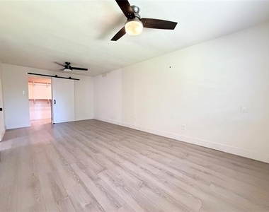 706 Jamestown Drive - Photo Thumbnail 21