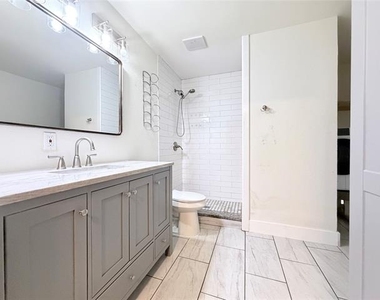 706 Jamestown Drive - Photo Thumbnail 22