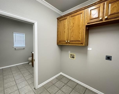 8324 C.r. 1006 - Photo Thumbnail 5
