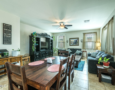 957 E Wimpole Avenue - Photo Thumbnail 9