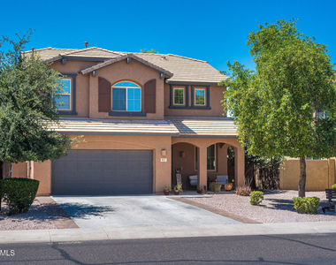 957 E Wimpole Avenue - Photo Thumbnail 43
