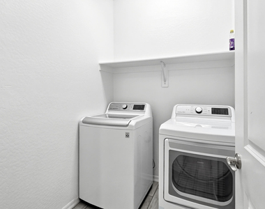 15650 W Morning Glory Street - Photo Thumbnail 30